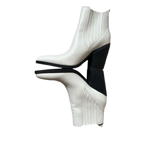Marc Fisher Merkel Heeled Leather Western Booties size 9 Ivory - Picture 10 of 11